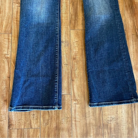 BKE Women’s Blue Payton Mid Rise Boot Cut Jeans Size 28 x 32 - Picture 9 of 15